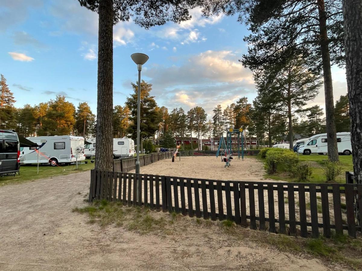 Hostel Hudiksvall Malnbaden Camping ภายนอก รูปภาพ