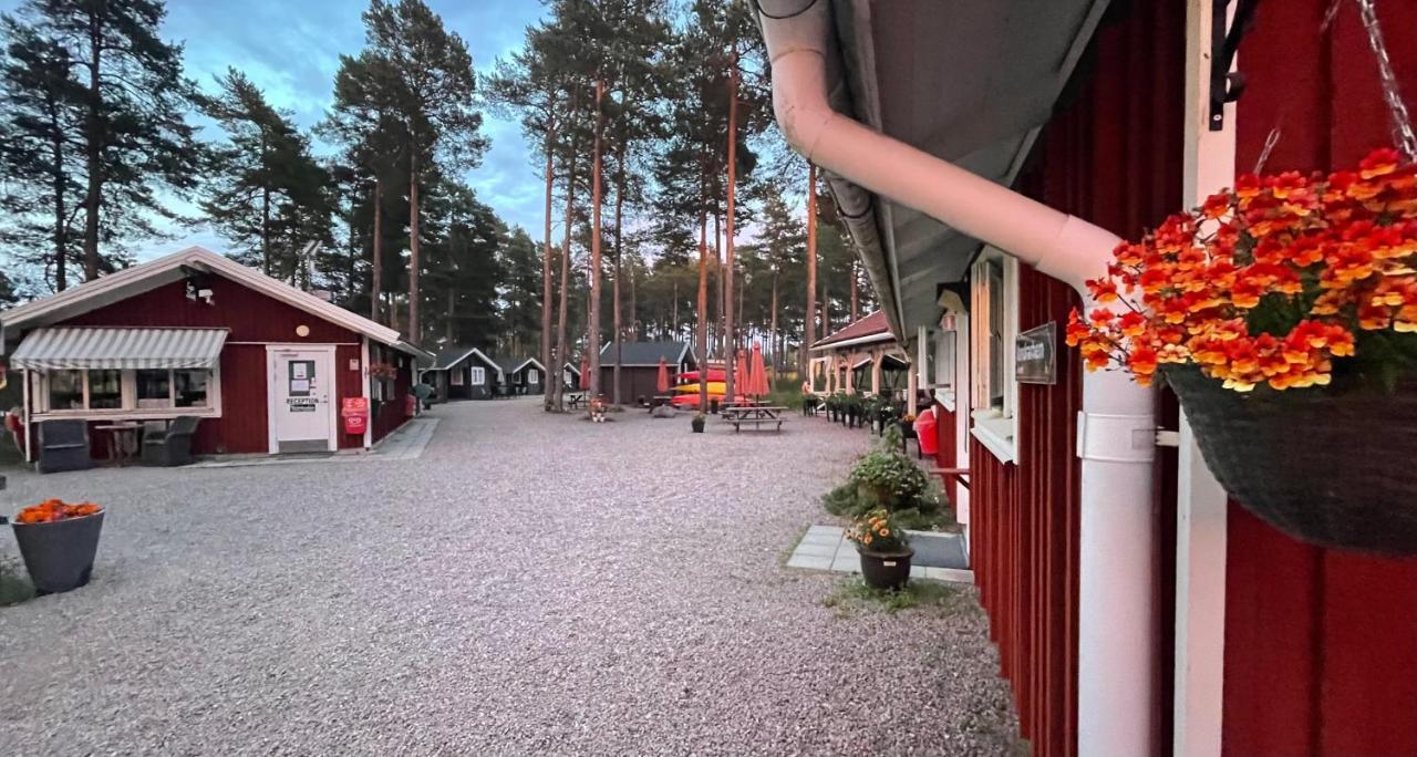 Hostel Hudiksvall Malnbaden Camping ภายนอก รูปภาพ