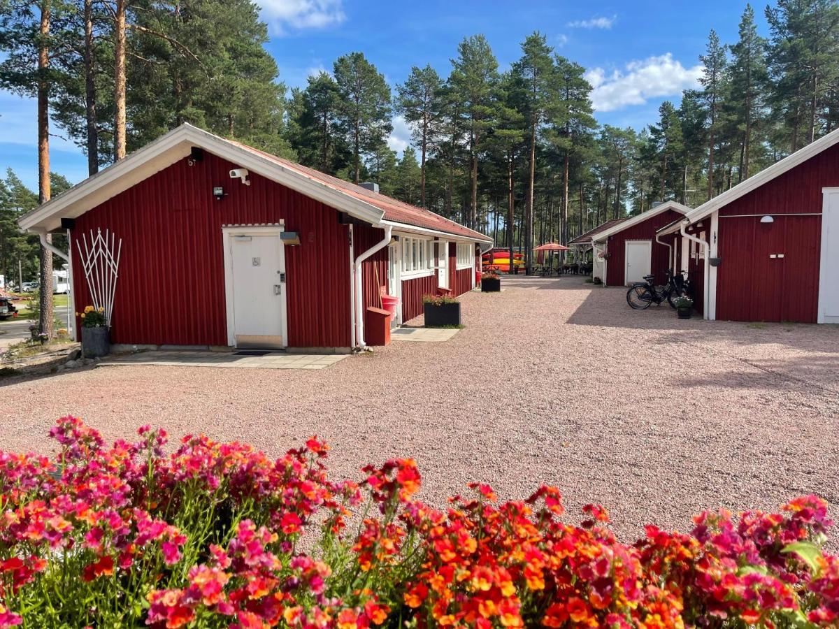 Hostel Hudiksvall Malnbaden Camping ภายนอก รูปภาพ