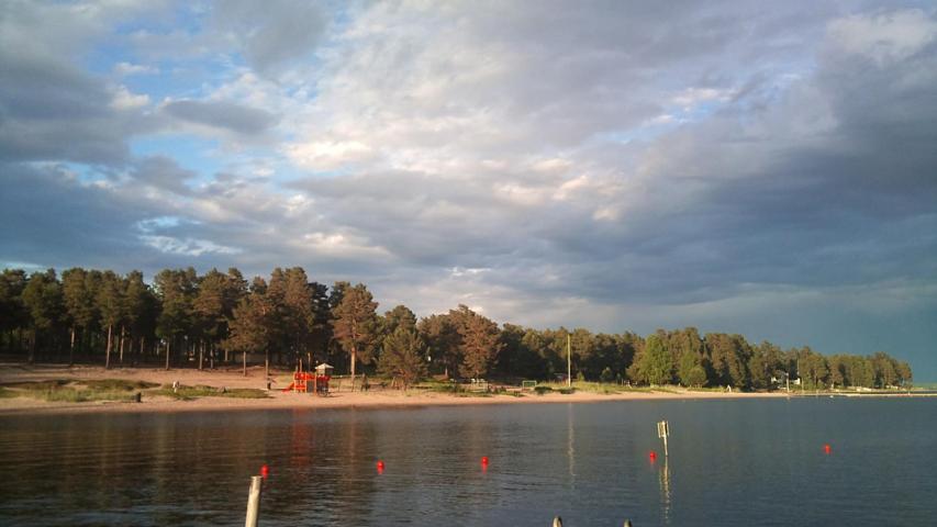 Hostel Hudiksvall Malnbaden Camping ภายนอก รูปภาพ